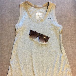 Stretch Nike dry fit  3-$30🌈